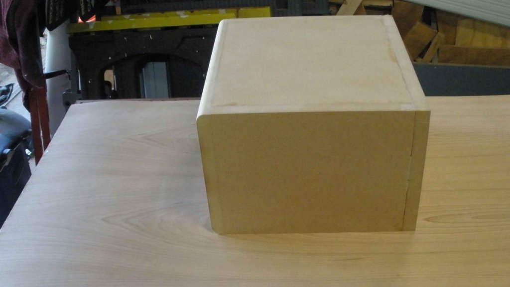 N-1X-2-Laying-out-Veneer
