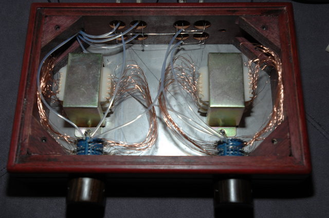 Passive preamp opened