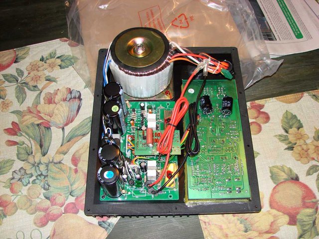 Here comes the sub amp, Rythmic A370 Special Edition