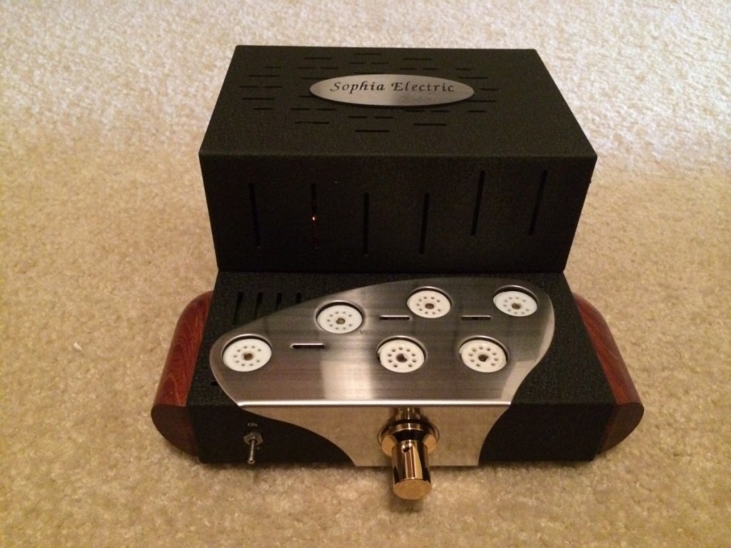 Amp with tubes out