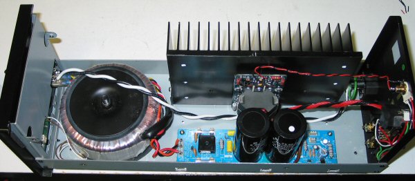 LCAudio ZAPpulse module mounted in Parasound chassis - full view