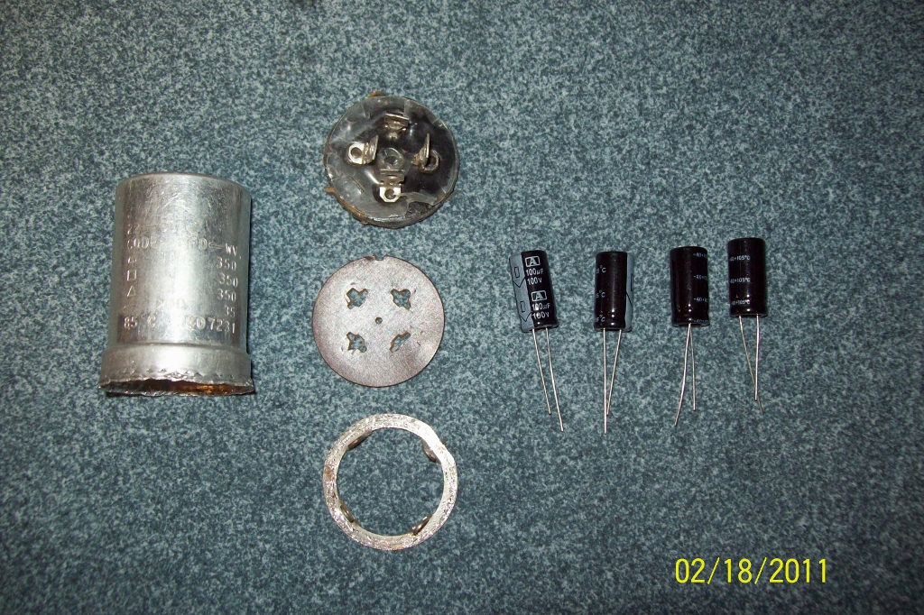 Capacitors used were four Tiacon 100MFD @ 100VDC electrolytic capacitors.
Please note parts to be used.