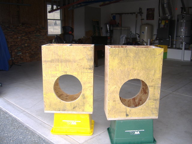 IB - Completed manifolds with glue drying.