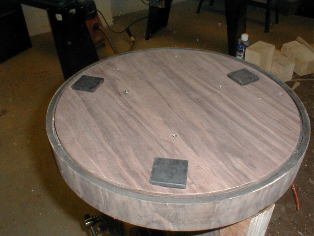 Bottom plate attached. Soft feet selected initially. Open chambers were filled with sand.