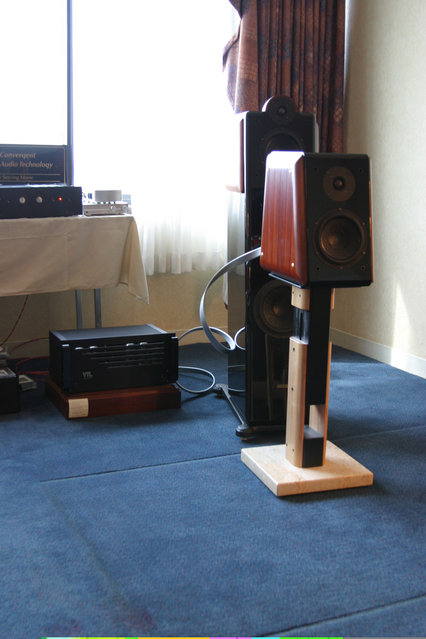 Arthur's Audio Room - Usher X-718 powered by VTL monoblocks
