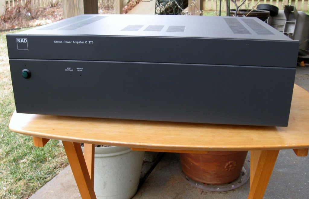 NAD 270 front 2