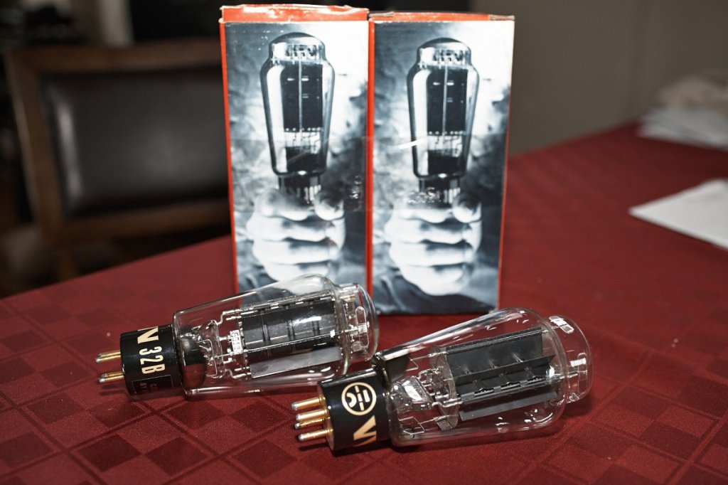 VV32B Tubes 1