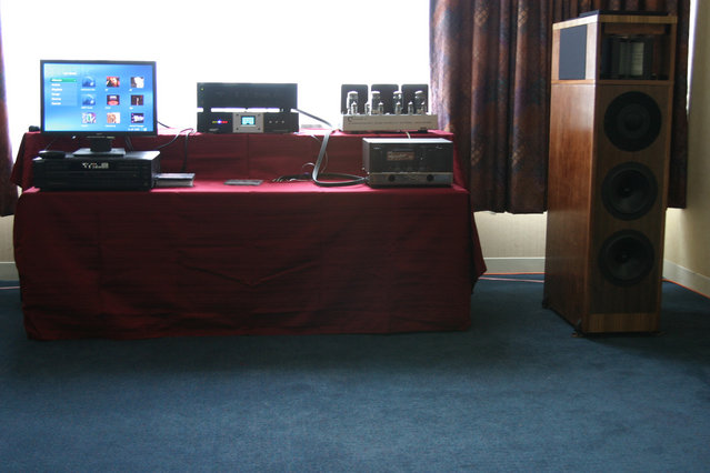 AK Member Room - MarkusIII - DIY speakers with Heil tweeters, Citation II amp, AMC pre, CAL sigma DAC and music server.