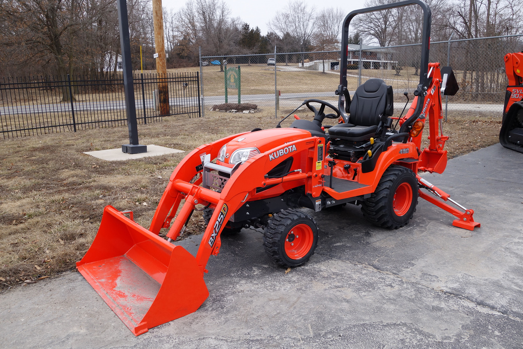 kubota 4