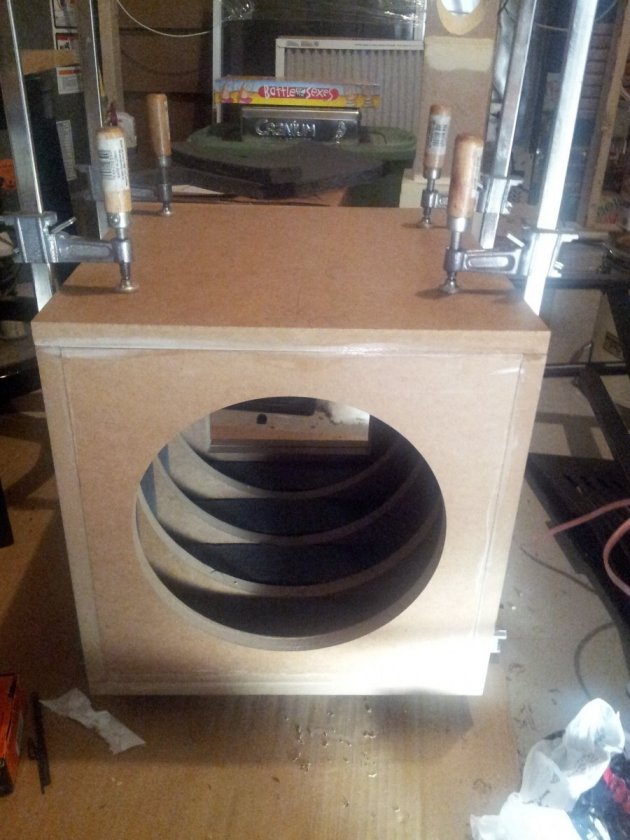 Front servo