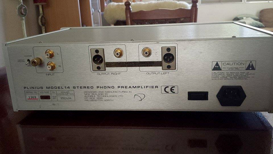 Plinius M14 back panel