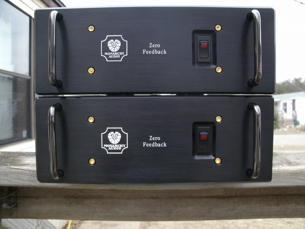 monarchy sm70 pro