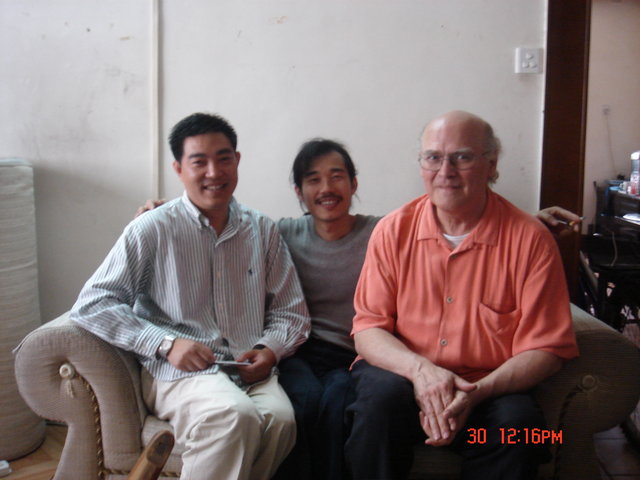 Chinese listening session!!! - Mr. Tong, Aren and myself. Mr. Tong and I have became good friends. He really had no interest in "Audio" or becoming an "Audiophile". He now has the "fevor" as it is called among the Chinese here in Changsha.