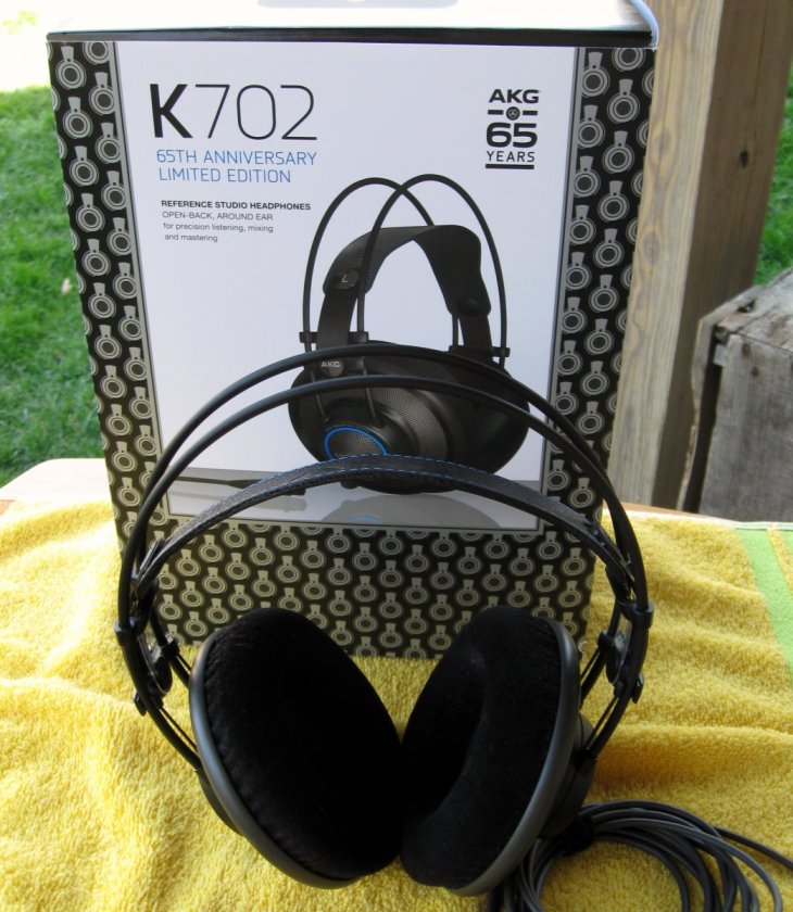 AKG 6